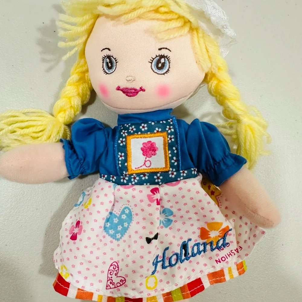 Holland Girl Dolls 12”‎ Excellent Used Condition